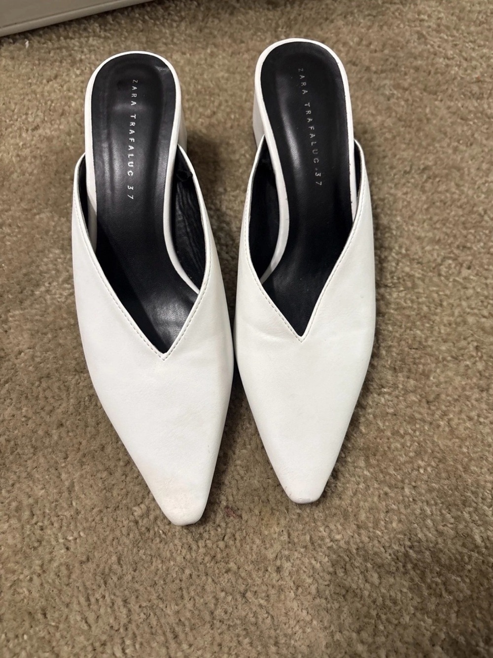Zara White Pointed Slingback Flats - Picture 3 of 8